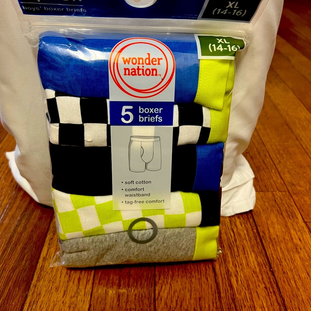 5 pack   Boys Boxer Briefs.   Size XL(14-16)